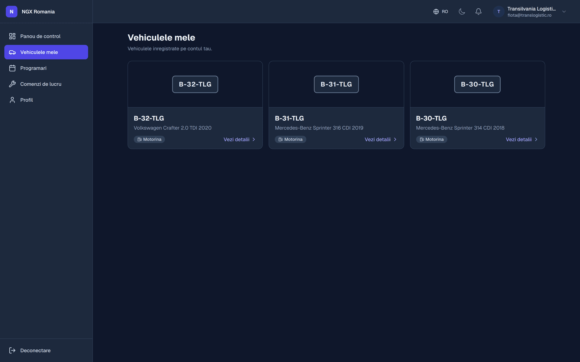Secțiunea Vehiculele mele din portal, cu fiecare mașină a clientului pe card propriu