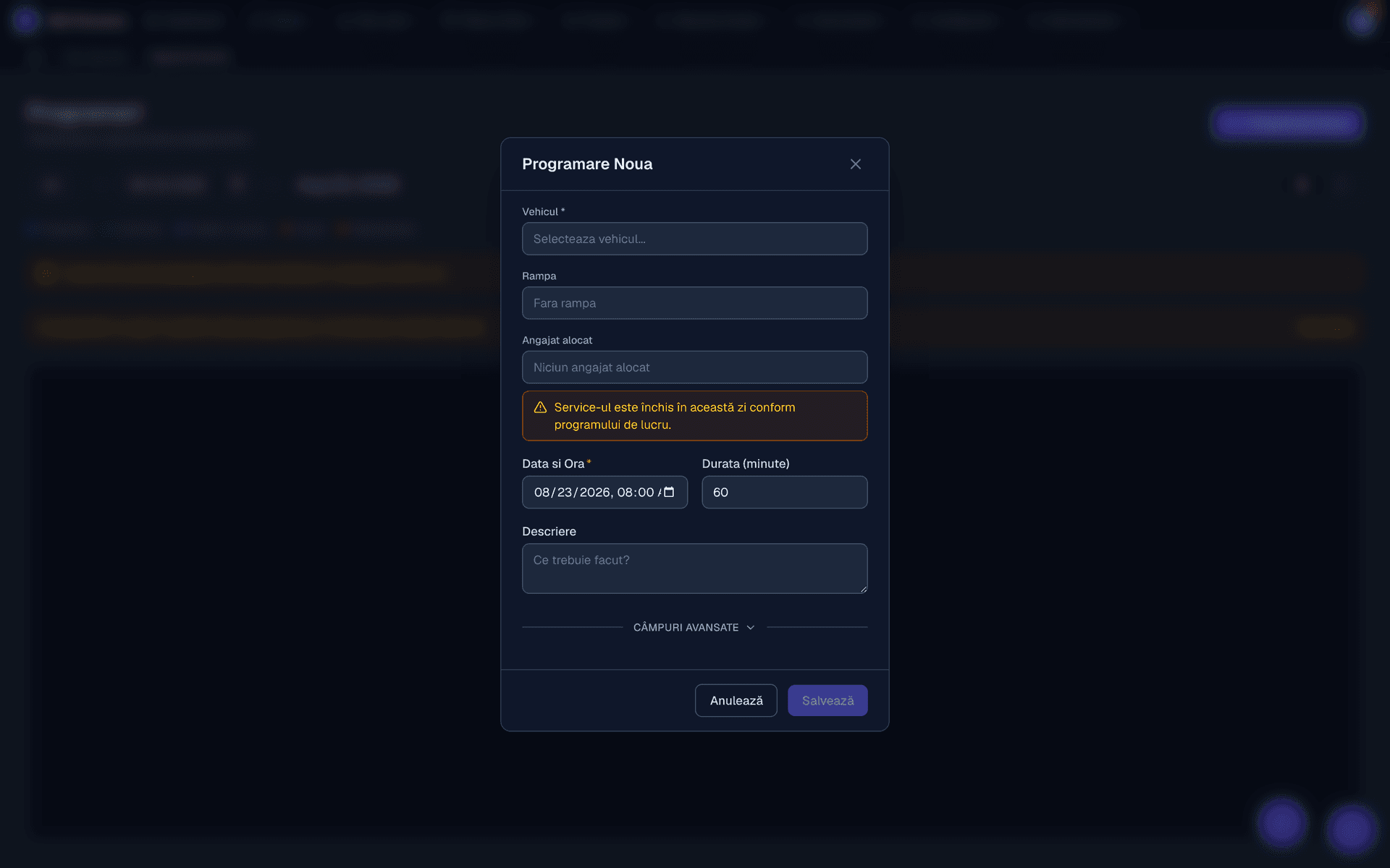 Formularul de programare nouă: vehicul, client, rampă, mecanic, interval orar și descrierea lucrării